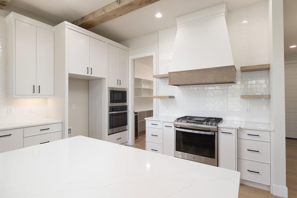 Luxury vanity cabinetry detail - AP Siler Springfield MO